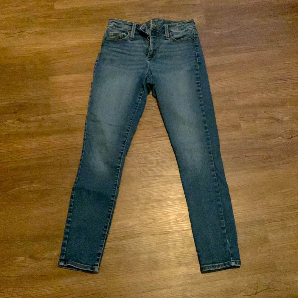 American thread blue jeans size 2/26R